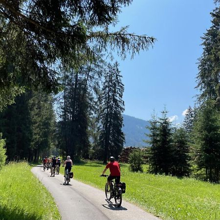 Bed&Bike Bruneck - Brunico Hotel Ngoại thất bức ảnh